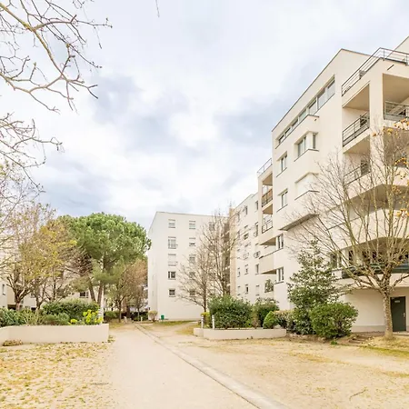 Apartment Of 75 M2 With Terrace In