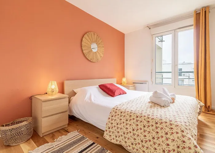 Of 75 M2 With Terrace In トゥールーズ